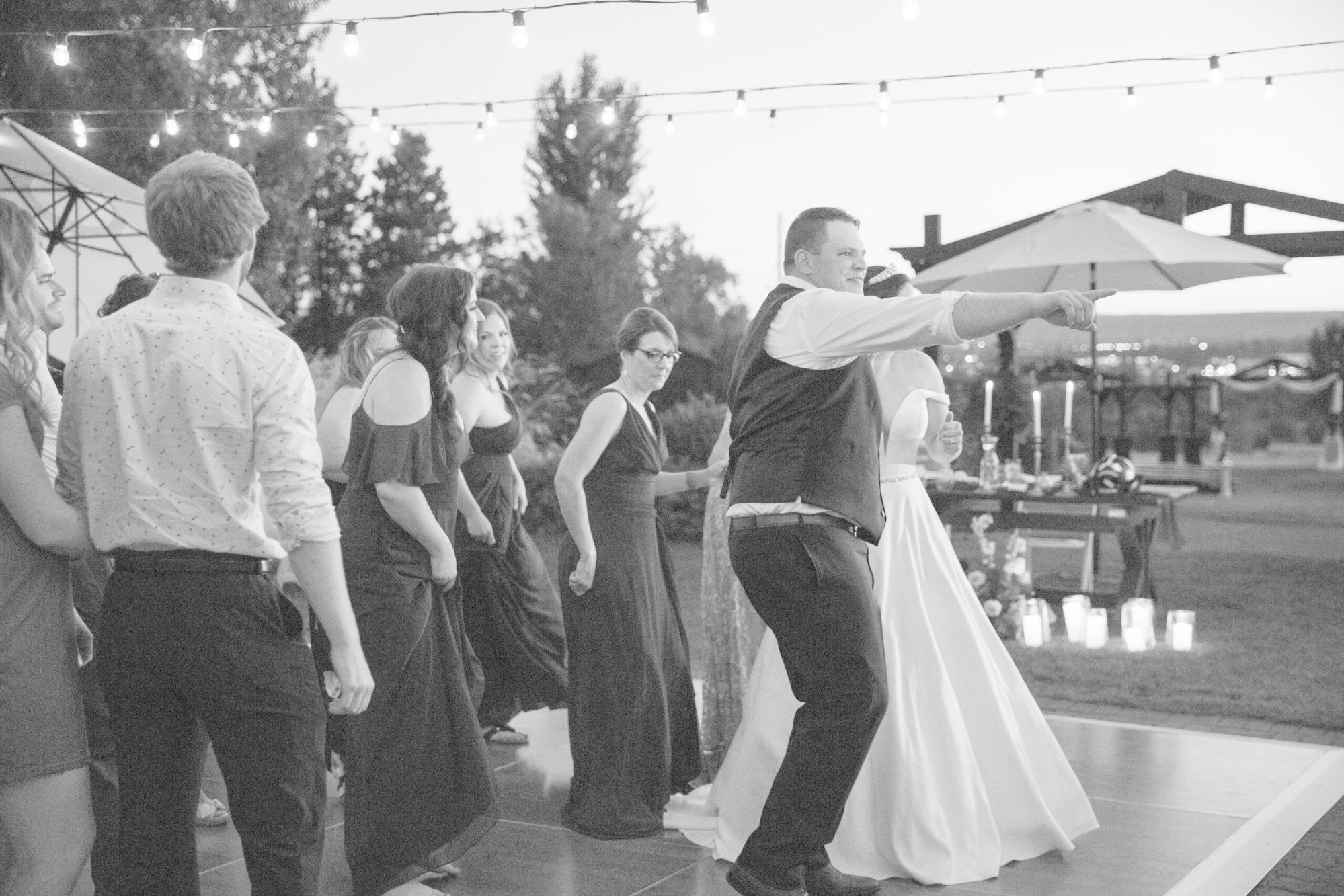 dancing photo to show best keywords for wedding photographers